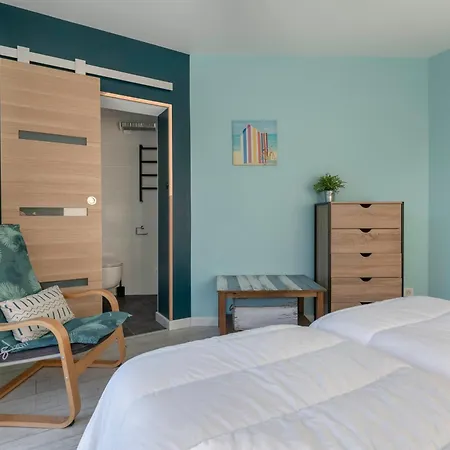 Sejour Confort Avec Piscine - 6 Adultes, 4 Enfants Tatil Evi *