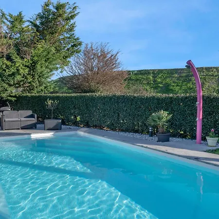 Sejour Confort Avec Piscine - 6 Adultes, 4 Enfants *